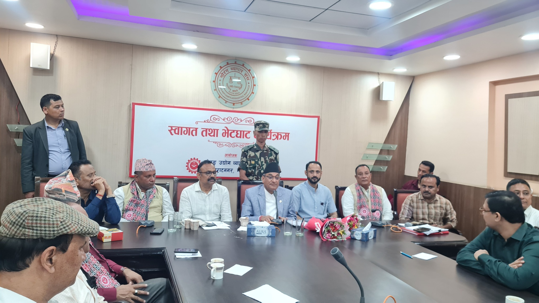बढ्दो तस्करी, चोरी पैठारी तथा अवैध कारोबार प्रति गृह मन्त्रीलाई ध्यानाकर्षण