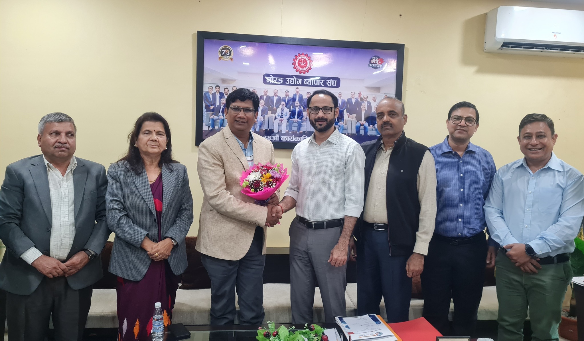 संघमा पूर्वाञ्चल विश्वविद्यालयका उप–कुलपति लगायत पदाधिकारीहरुसँग छलफल