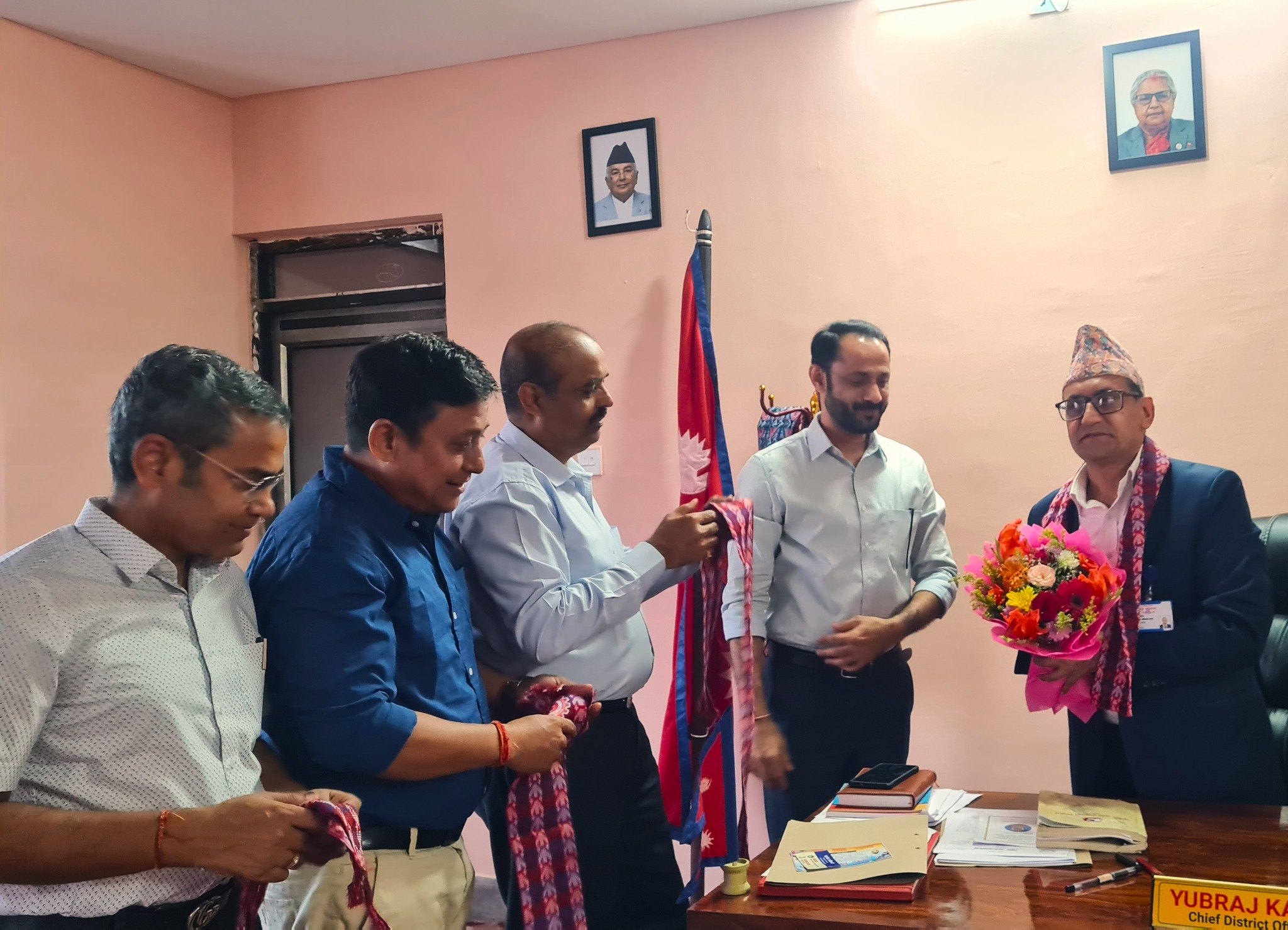 प्रमुख जिल्ला अधिकारी श्री युवराज कटेलज्यूको स्वागत